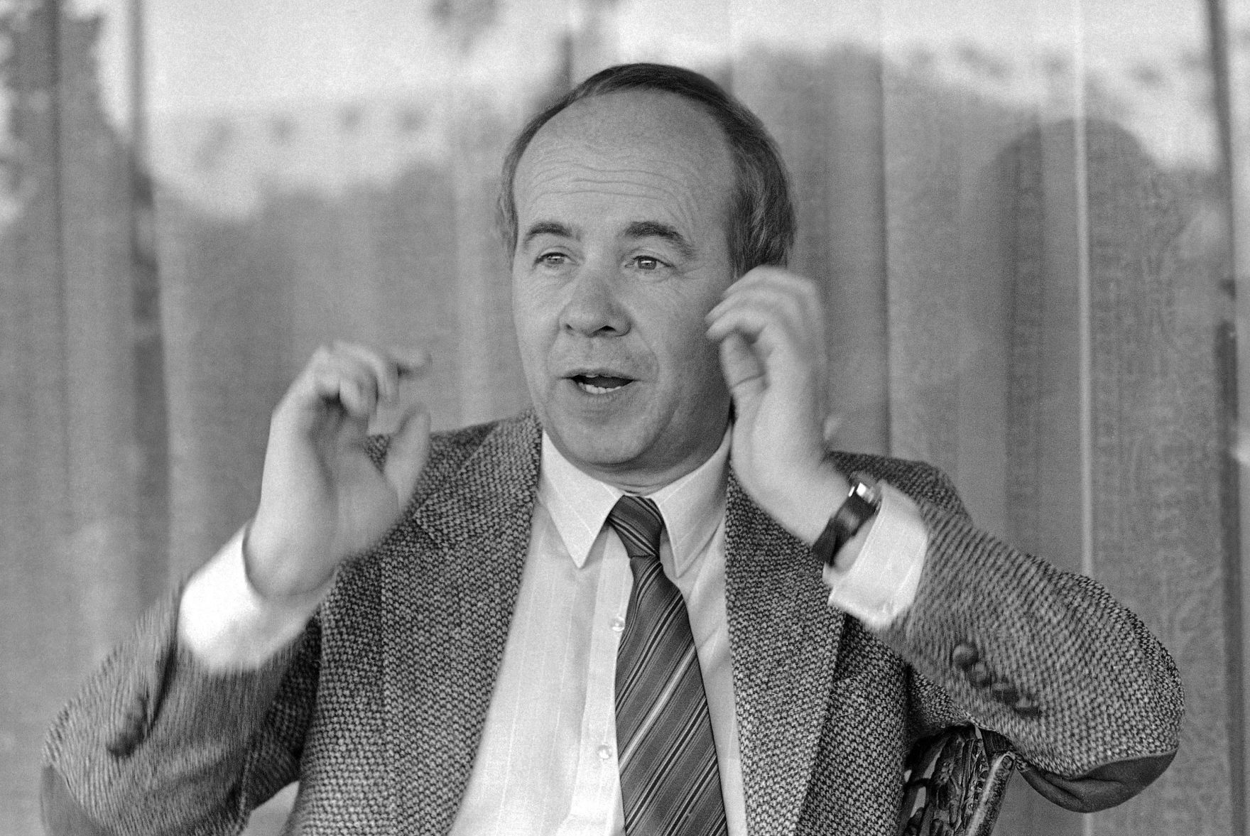 1983, Conway
